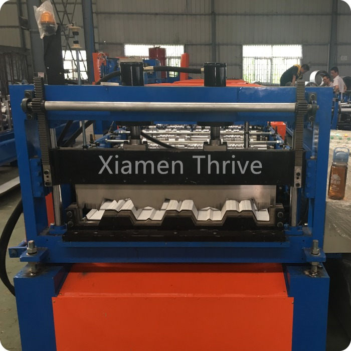 Galvanized Steel Floor Decking Tile Roll Forming Machine